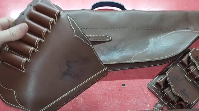 Охотничий комплект. Чехол, патронташ на пояс и на плеч?