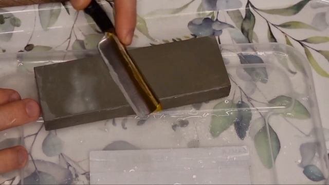 Escher  Co Rasierstube vs Thüringer Wasser Abziehstein Эшер vs Тюрингиец опасная бритва Razor