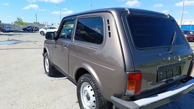 ВАЗ нива 4x4 2121 1,7 л. Бензин МКПП  (83 л.с.) 4WD 2019