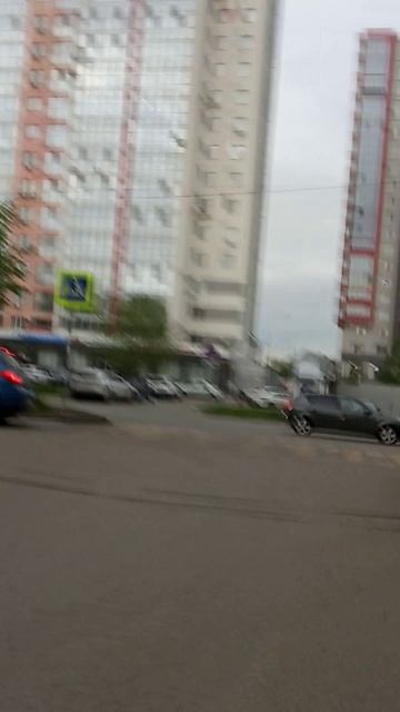 скрип тормозов