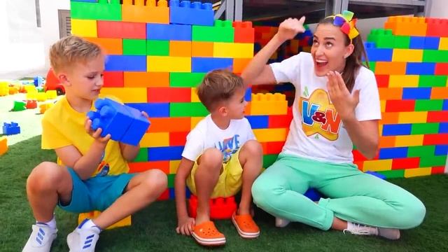 Влад Никита (Vlad Nikita) -Крис и Ники играют с воздушными шариками