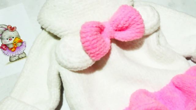 Плюшевый комбинезон спицами