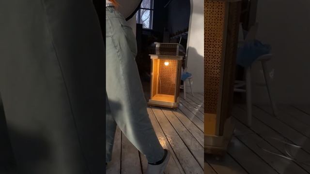 Гигантский фонарь. Фотостудия.