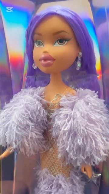 БОЛЬШАЯ БРАТЦ Кайли Дженнер #бигаегоров #bratz #братц