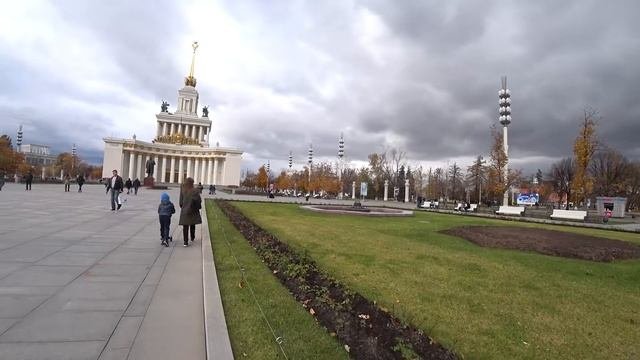 WALK ON VDNKh NOVEMBER 2019 MOSCOW. НОЯБРЬ 2019 ВДНХ В МОСКВЕ.