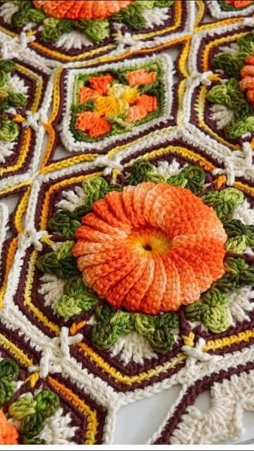 Разноцветные мотивы крючком. Уникальные и стильные пл