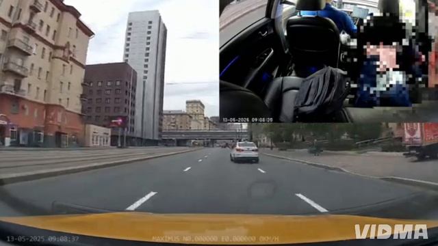 Конфликт В Такси Из-за Отказа Покурить!!!
