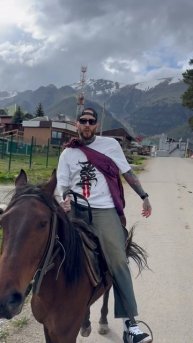 Открыл конный сезон 🐎