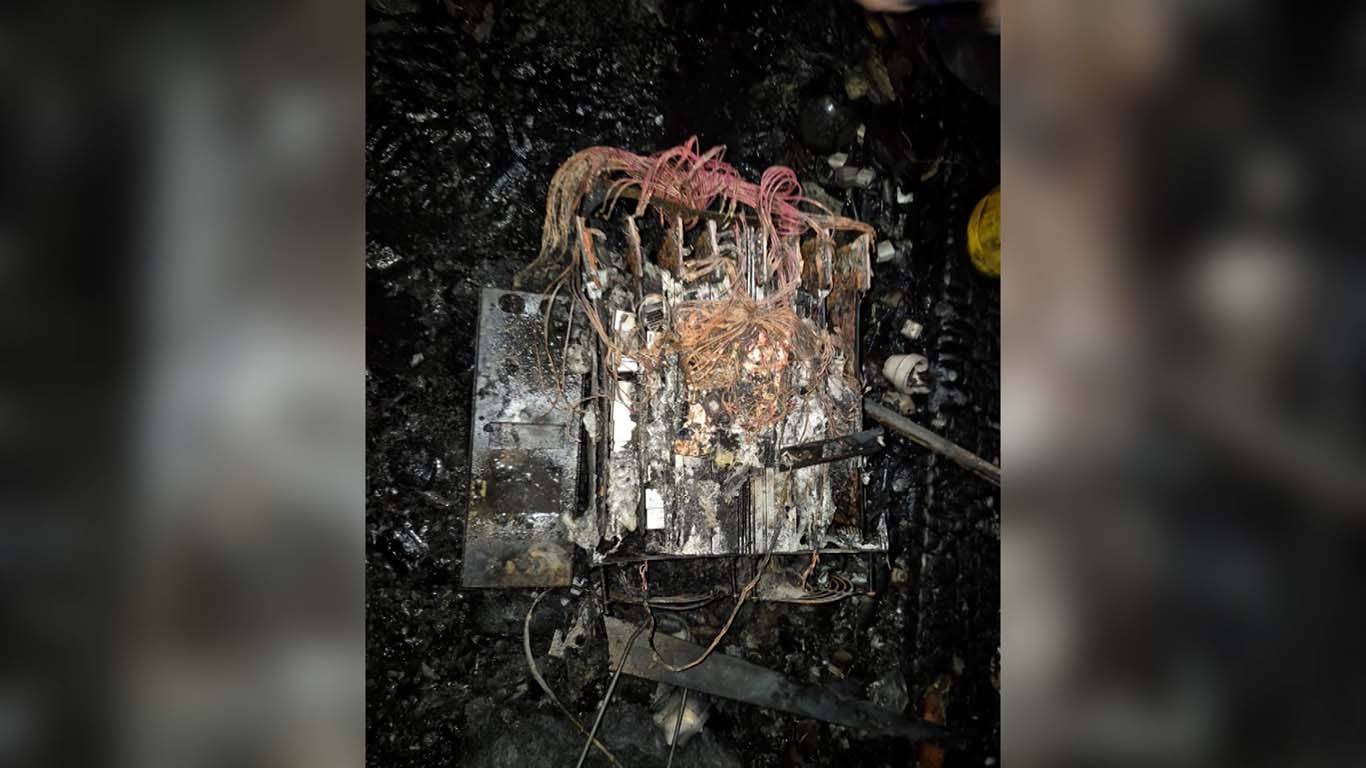 Жильцы многоэтажки в Краснодаре пожаловались на пожар в подвальной майнинг-ферме