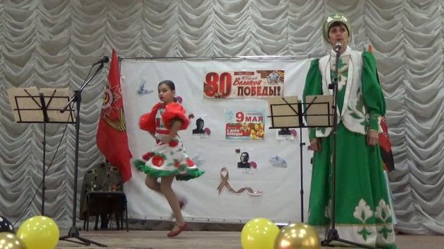 сценка на 9 мая слушать песню матушка земля