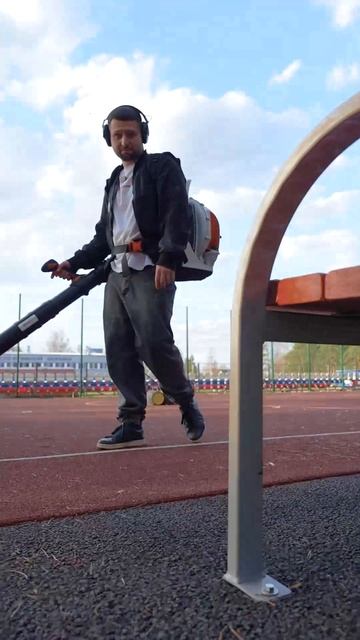 STIHL воздуходувка или щётка