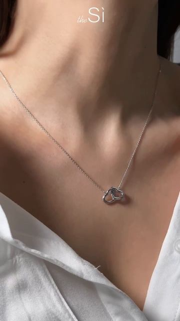 Колье "Two hearts" из серебра с фианитами