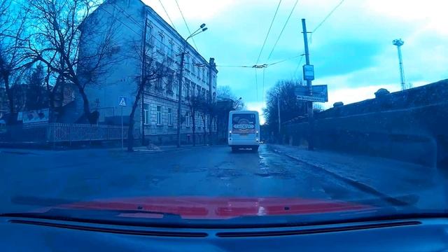 Бути добрим легко