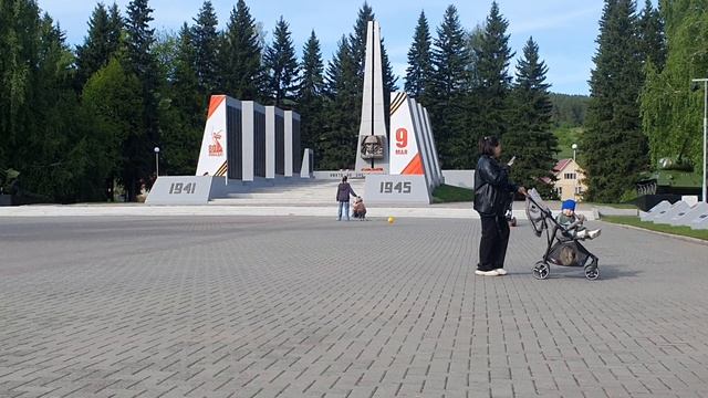Послепраздничный город