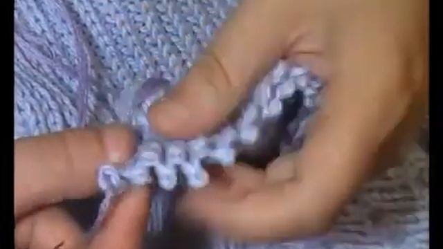 Как закрывать петли иглой хорошо показано здесь