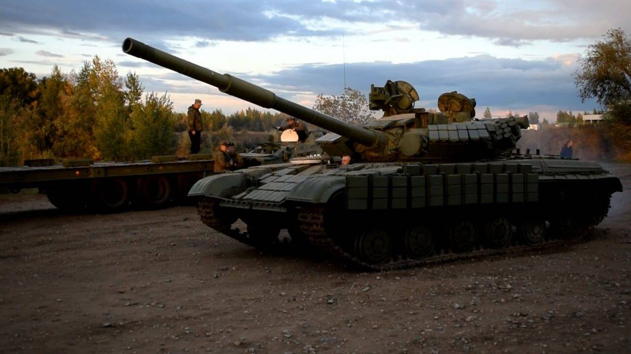 Танк Т-64. Заезд на трал.