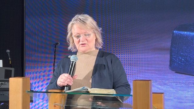 Не всякому духу верьте. Наталья Игнатьевна Манина