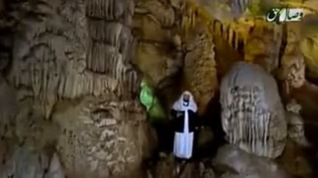 Ш.Мухаммад Ал Арифи Холи Намозхон дар Кабр (кисми 1)
