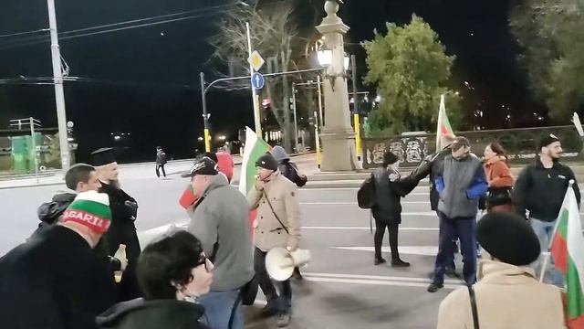 Блокада на #орловмост #орловград ... протест #ден271 НЕ на ИЗМАМАТА! за достойна присъда на #борисо