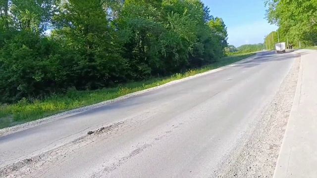 Автомобильная дорога по улице Мирная в районе улицы Желанная в Сукко