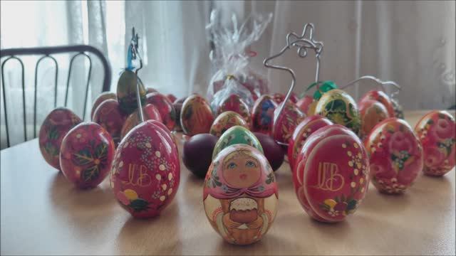 Жизнь вершится.