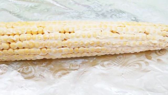 Кукуруза запеченная в фольге в духовке