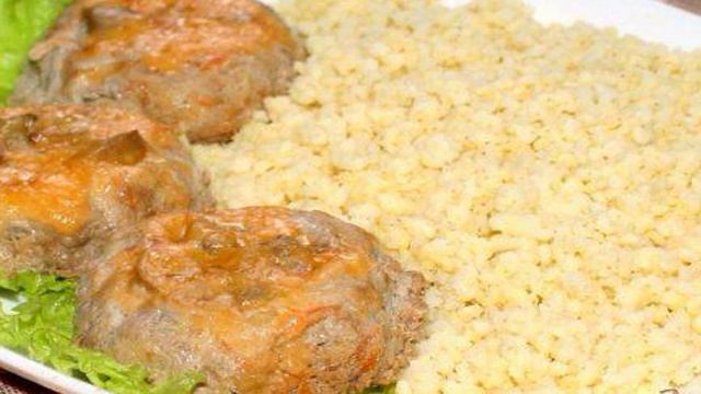 Мясные гнездышки с грибами и сыром с пшеном на гарнир
