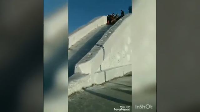 Катание в трусах в январе