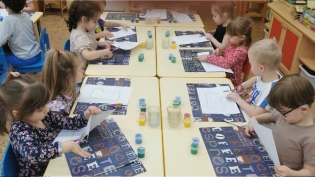 День валенка.Рисование. "Валенки" . Средняя группа "КАПЕЛЬКИ" ДК № 15. ГБОУ школа № 777