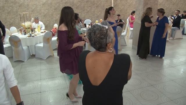 сватбата на вергул и гуркан част 1 испания