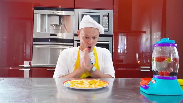 Miss Katy|Мисс Кэти Катя и Макс надувными медведями