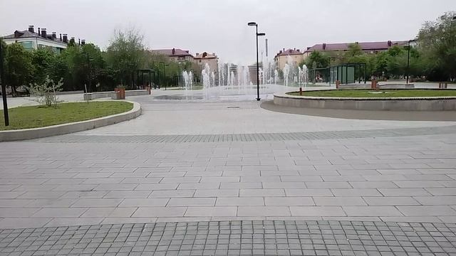 пл. Ленина бывший кинотеатр " Экран"