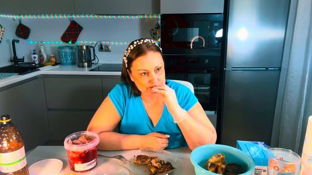 Карп жареный/ Нелегально пересек границу, неделя лесом без еды и водыЧтобы жениться на филиппинке