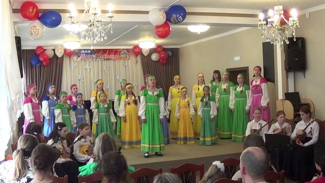 Образцовый детский ансамбль народной песни "Цветы России", рук. Комарова-Малиновская О.Г.