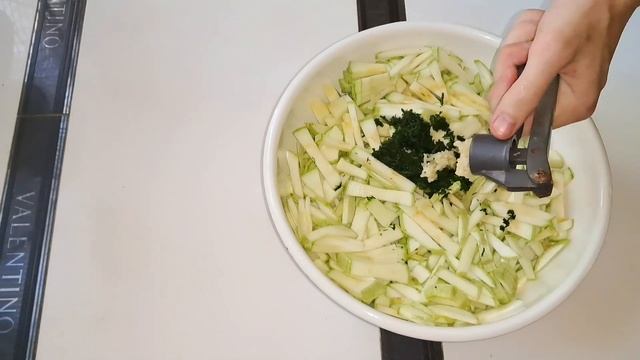 Приготовьте это! 🥰Нужно только кабачок и несколько минут времени! 😍