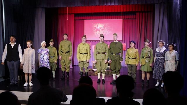 Видеомгновения спектакля "Верю в тебя"