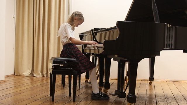Сидорова Нина И.С. Бах "Прелюдия фа мажор"