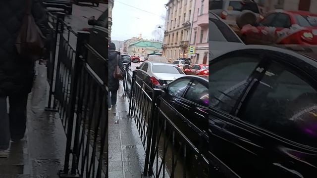 Прогулка по улице Марата,город Санкт-Петербург