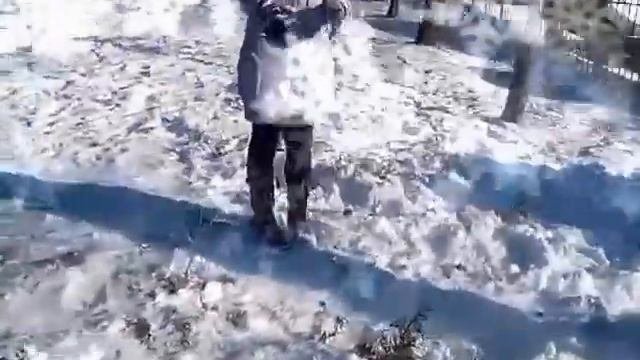 •Зима• ♡ Играем с Одноклассниками в Снежки ♡