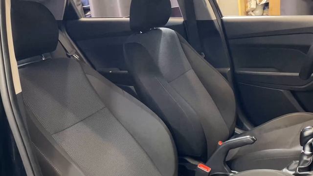 Hyundai Solaris 2. Авточехлы