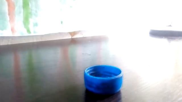 Как сделать юлу из подручных вещей (очень просто!)