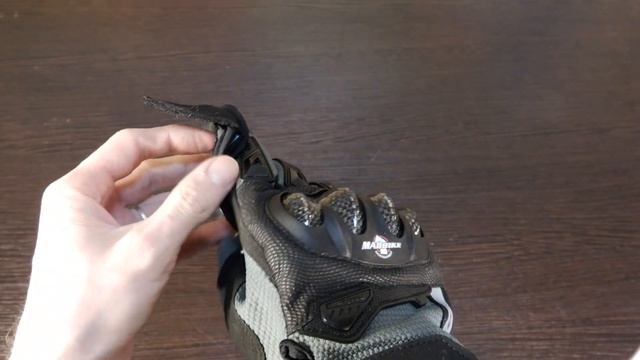 Перчатки MADBIKE-66, 2х цветные, защитные вставки.