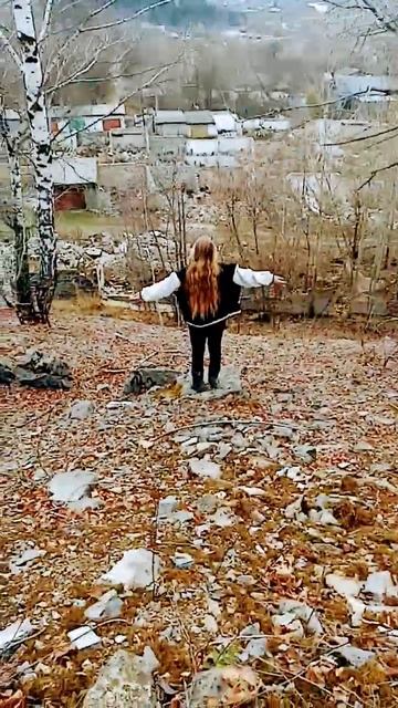 Высокие места.И я на камне.#горы#прирола#высота#страх#я#человек#волосы
