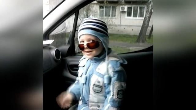 Бесимся в машине с Ильей. Тяжелый рок -Хард рок. Пилим тему.