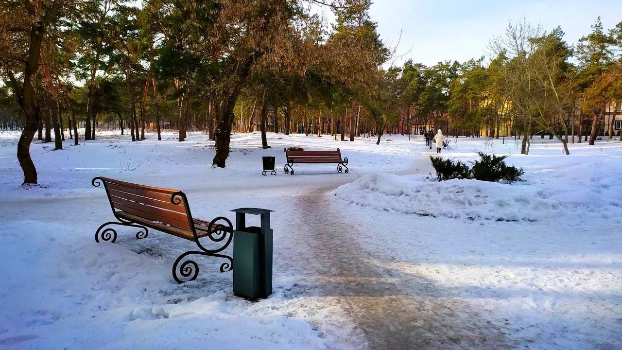Сквер "Спортивный" на ул. Менделеева. Курск.