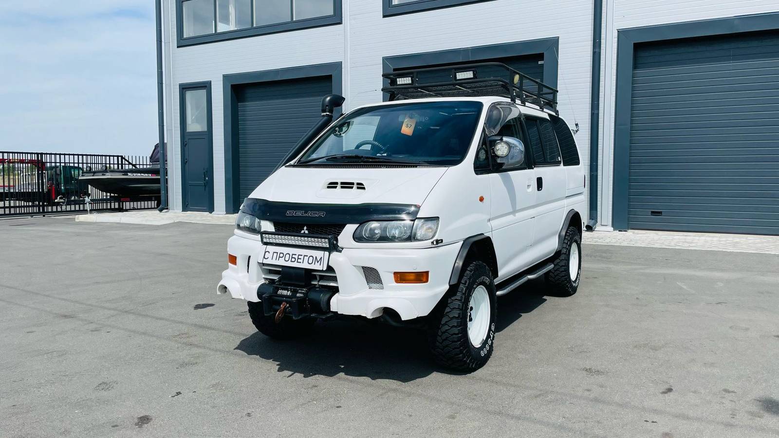 Mitsubishi Delica, 2004 год