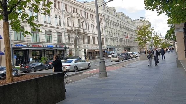 Москва. Центр. Пикеты у ЦБ 15 мая 2025 года
