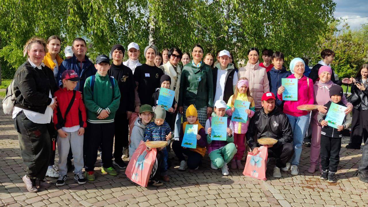 В Рыбно-Слободском районе прошёл семейный велопробег