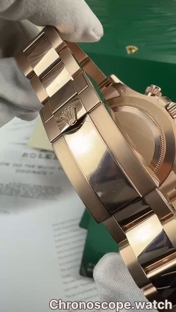 Редкая модель☄️

Rolex Cosmograph Daytona Rose Gold в наличии 🔥
