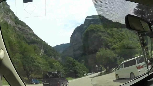 Экскурсия на водопады с местным таксистом Рудиком. 5000 руб. Абхазия